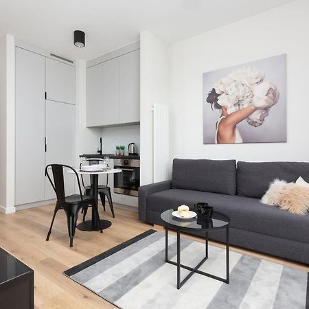 Apartments Business Center Wola Ordona By Renters Warschau Buitenkant foto