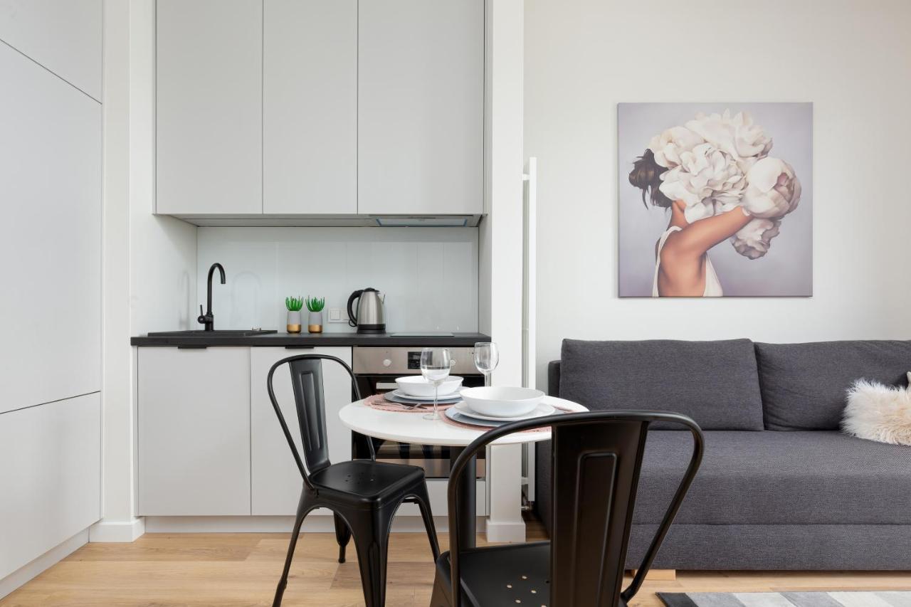 Apartments Business Center Wola Ordona By Renters Warschau Buitenkant foto